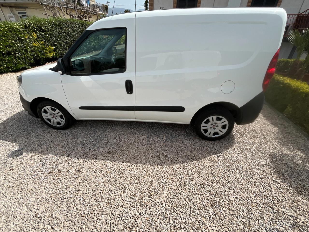 Fiat Doblo ’ 1.6 DIESEL 3 POSTI 2021