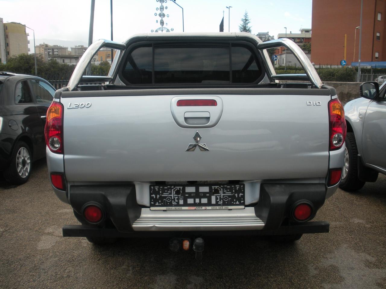 Mitsubishi L200 2.5 DI-D/136CV Double Cab Intense ''SPORT''