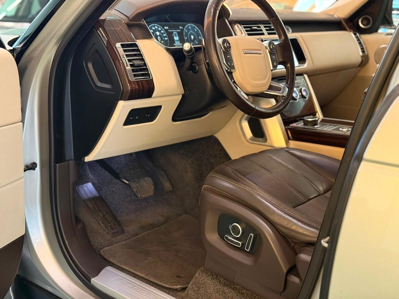Land Rover Range 3.0 TDV6 Autobiography
