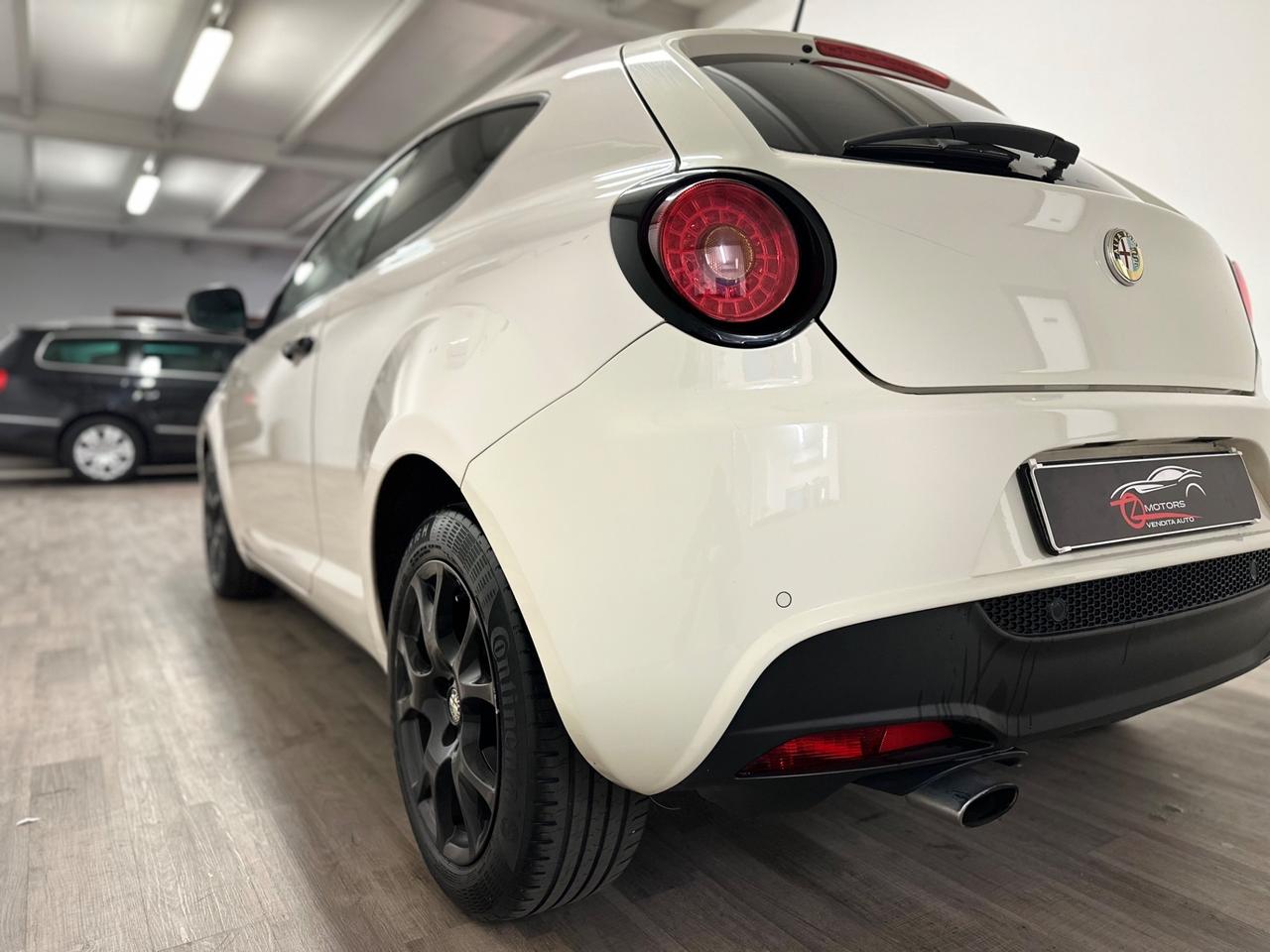 Alfa Romeo MiTo 1.4 105 CV M.air S&S Distinctive Sport Pack