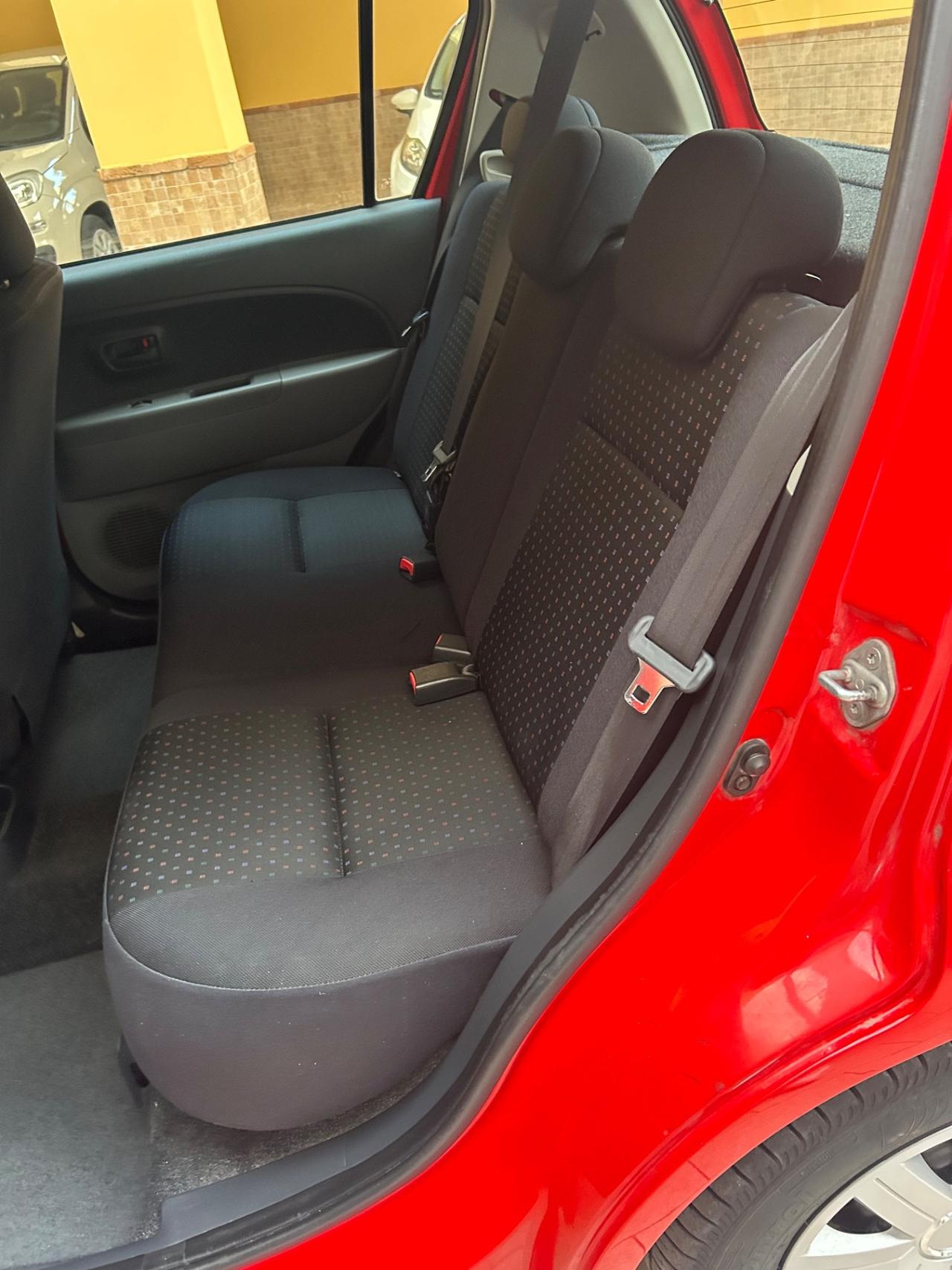 Daihatsu Sirion 1.0 Hiro - km 115.000