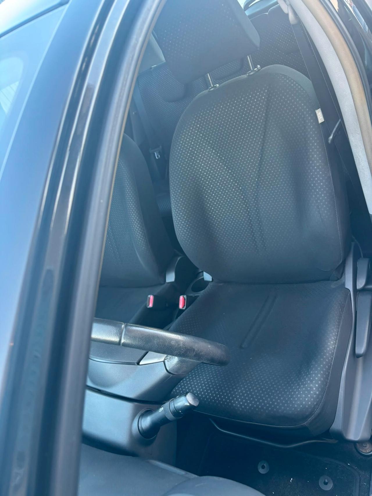 Toyota Yaris 1.0 5 porte Sol ANNO 2010