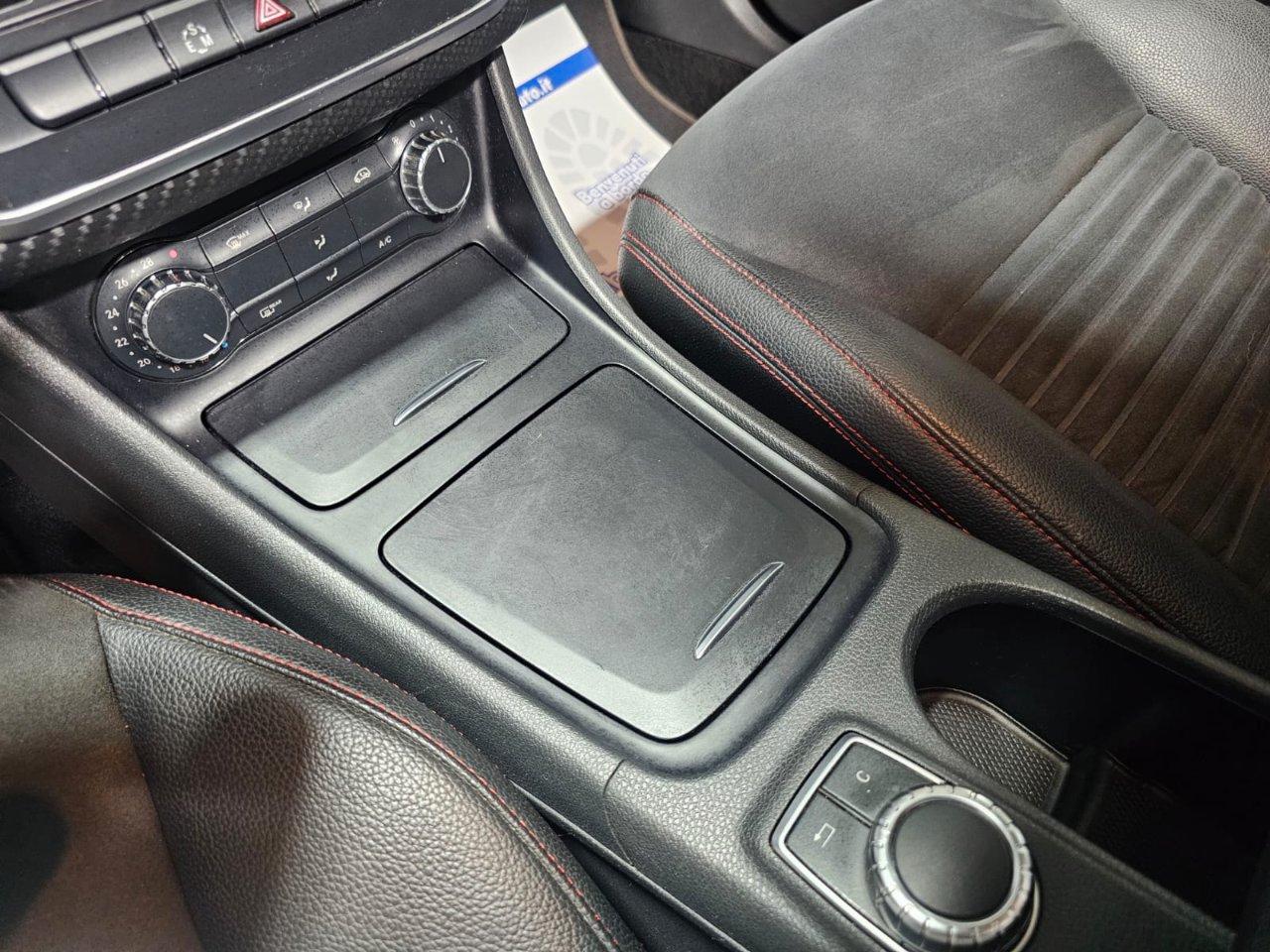 Mercedes A 180 A 180 CDI Automatic Premium AMG + TETTO APRIBILE