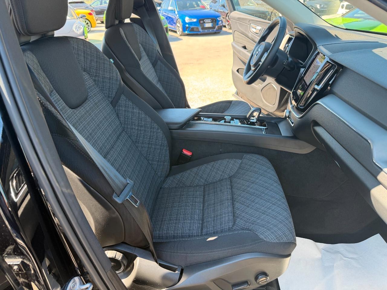 Volvo XC 60 XC60 B4 (d) AWD automatico Plus Dark /N1/+IVA/1PROP/KM DOC.