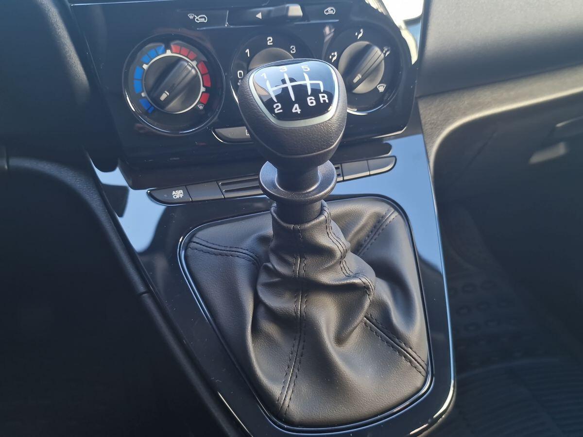 LANCIA YPSILON 1.0 IBRIDO ORO