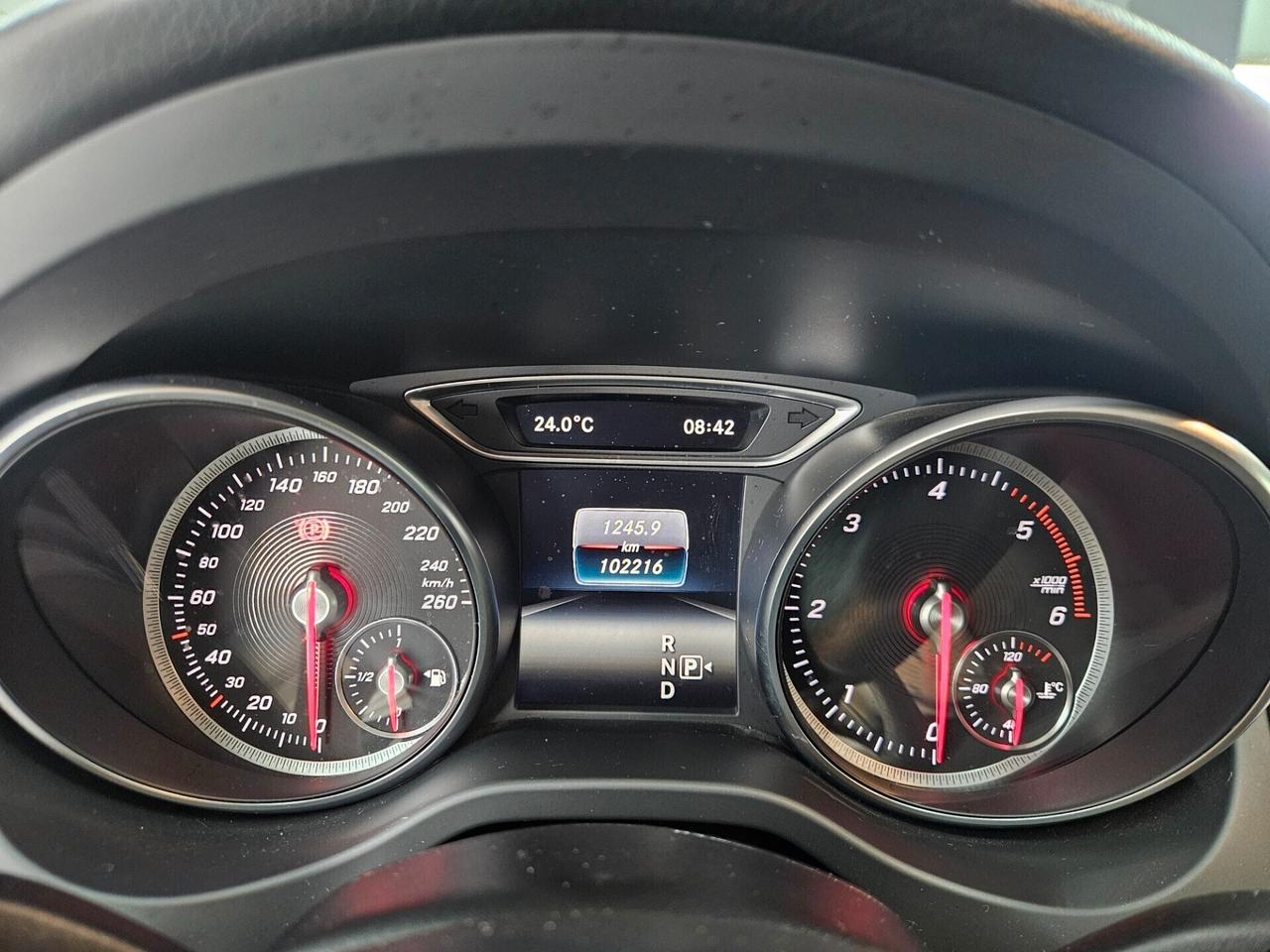 Mercedes-Benz GLA 200 d Sport 4matic auto - IVA ESPOSTA