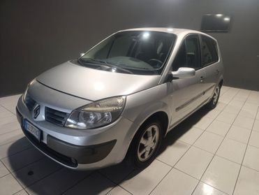 RENAULT SCENIC del 2006 GPL AUTOMATICO