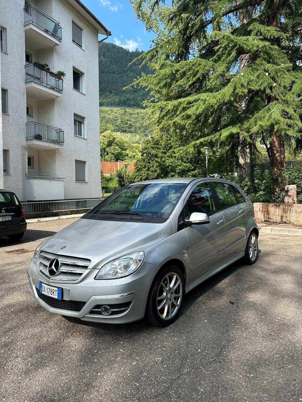 Mercedes-benz B 180 BlueEFFICIENCY Sport NEOPATENTATI