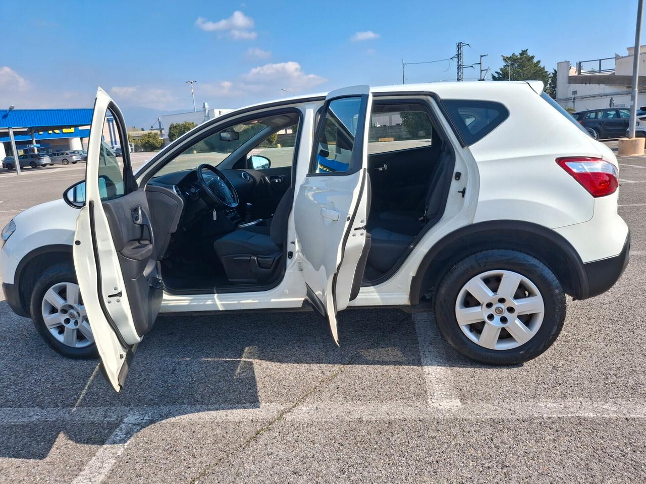 Nissan Qashqai 1.5 dCi Tekna-DIESEL-