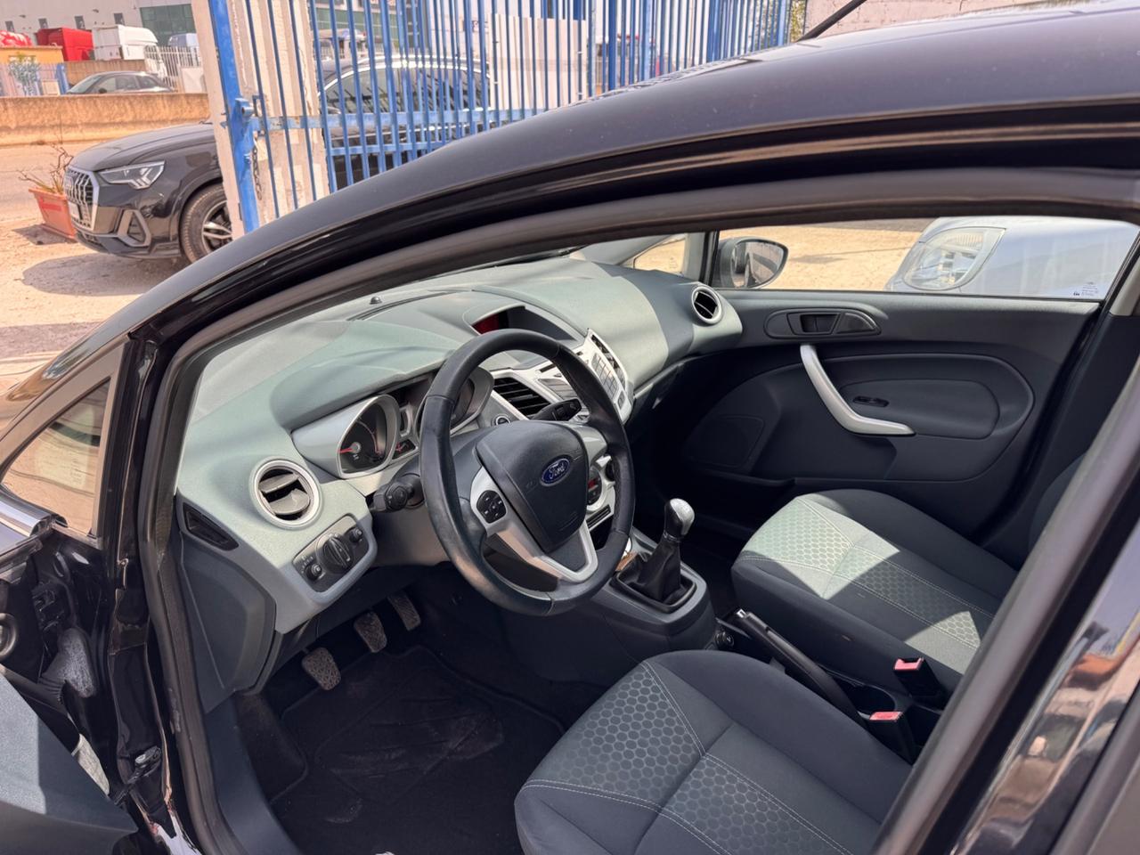 Ford Fiesta 1.4 TDCi 5p. Titanium