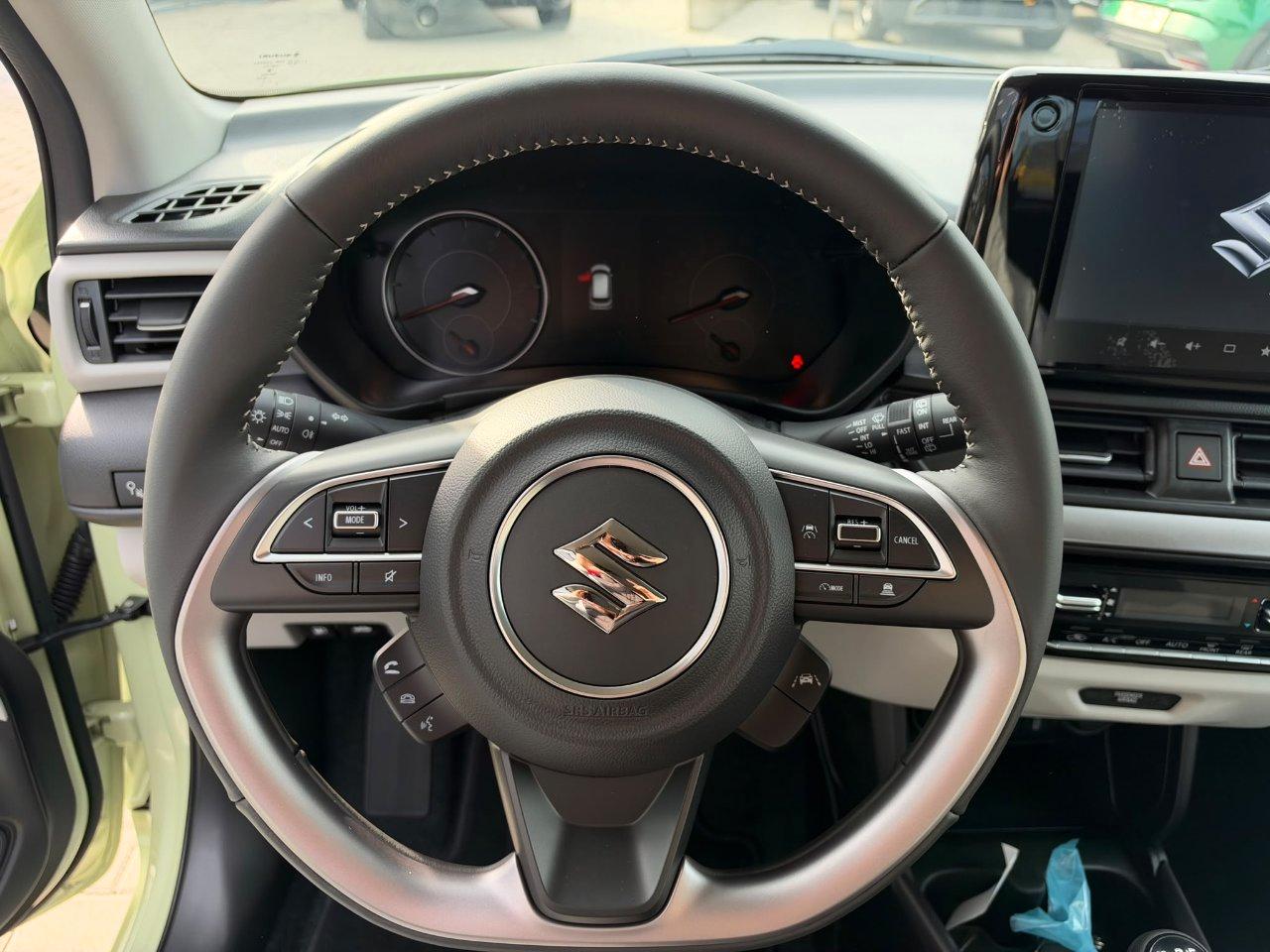 Suzuki Swift 1.2 Hybrid Top