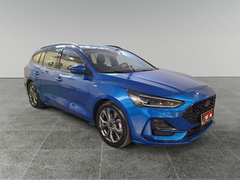 Ford Focus 1.0 EcoBoost Hybrid 125 CV SW ST Line