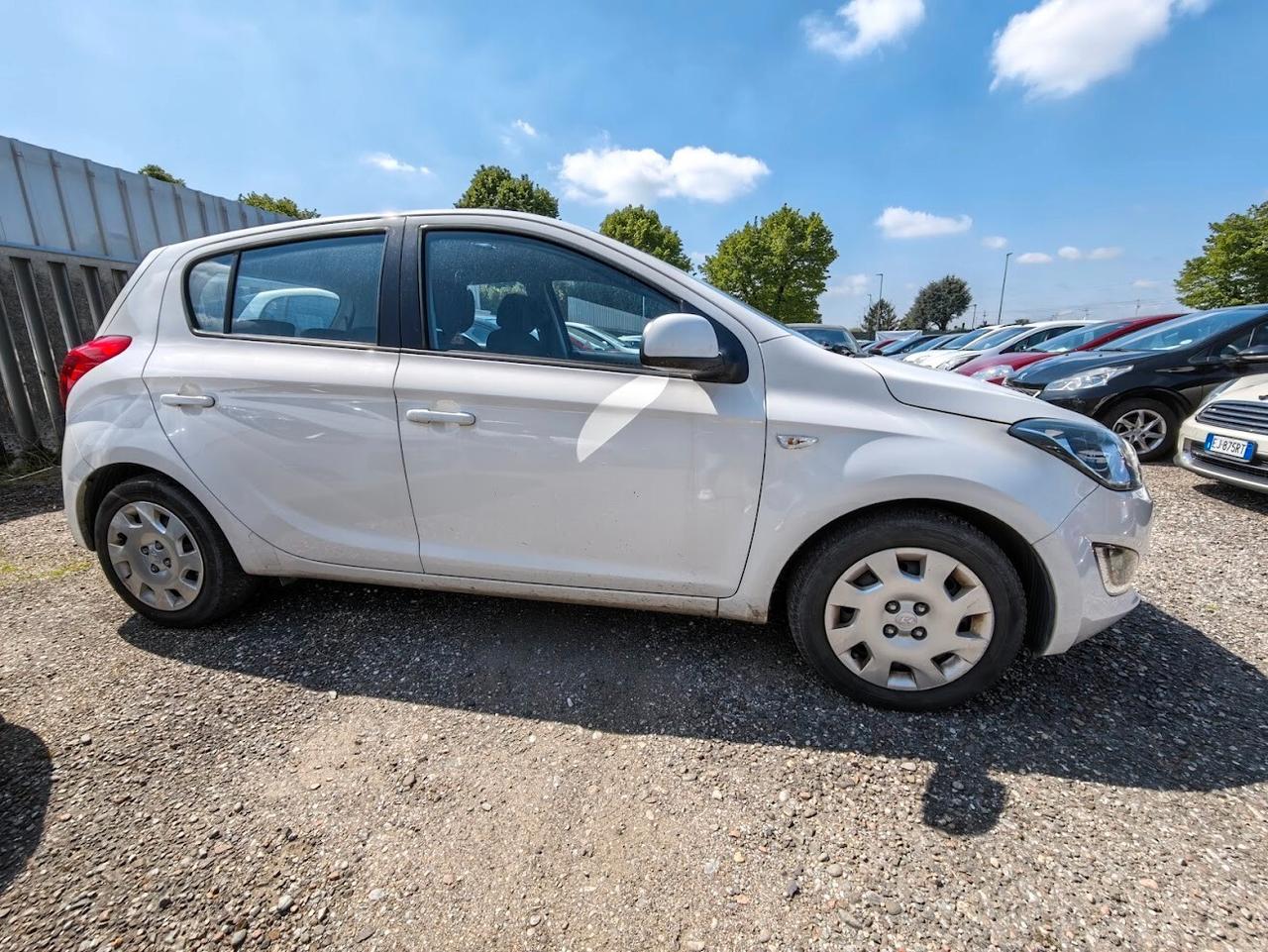 Hyundai i20 1.2 5p. BlueDrive GPL Sound Edition