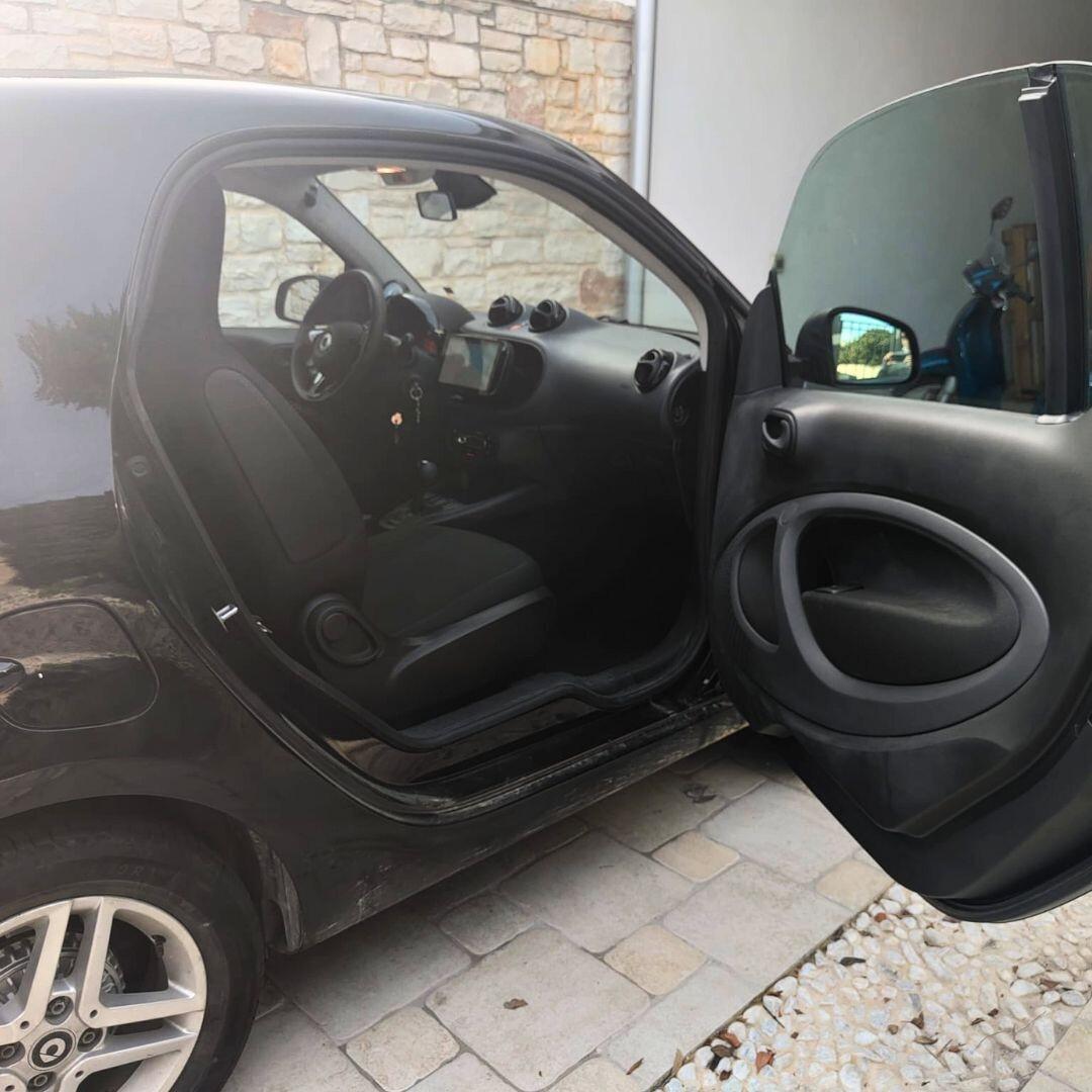 Smart ForTwo EQ Pure **12.000 KM**
