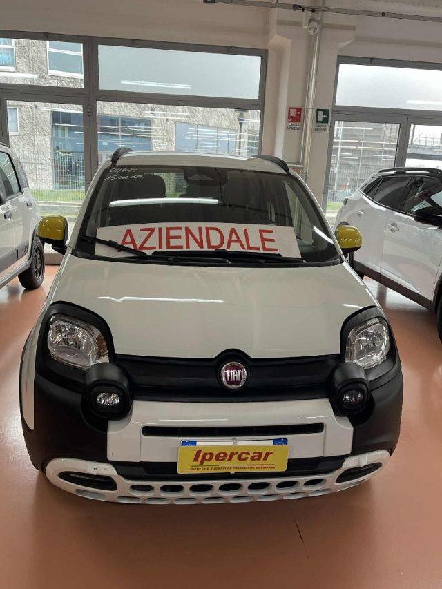 FIAT Panda 1.0 Hybrid Pandina PACK CROSS