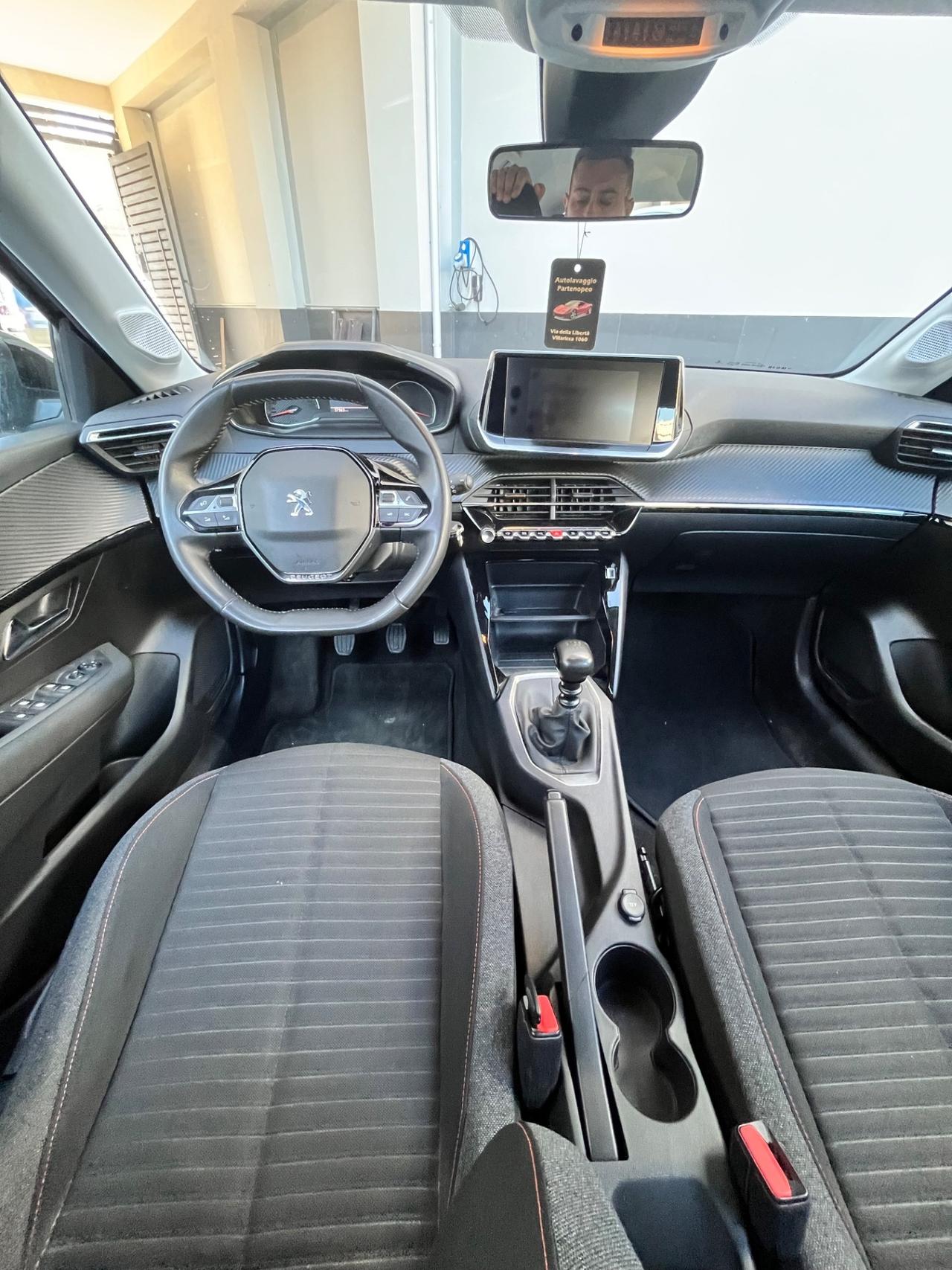 Peugeot 208 Active