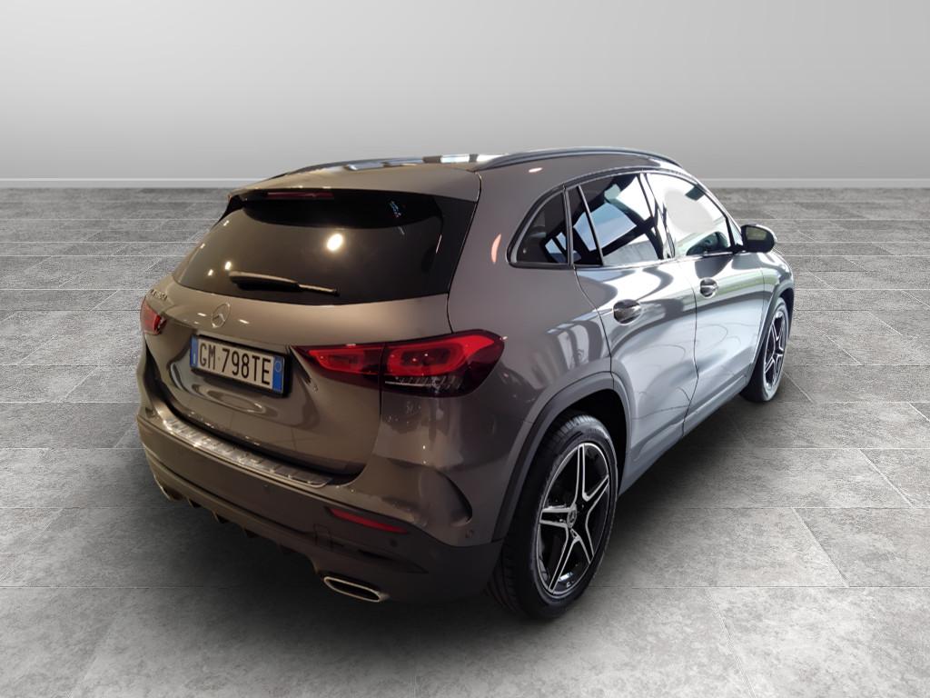 Mercedes-Benz GLA-H247 2020 - GLA 180 d Premium auto