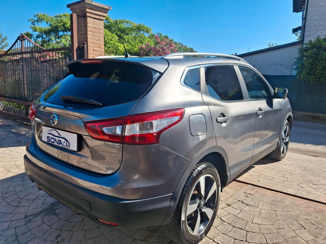 Nissan Qashqai 1.6 dCi 4WD Tekna 4x4