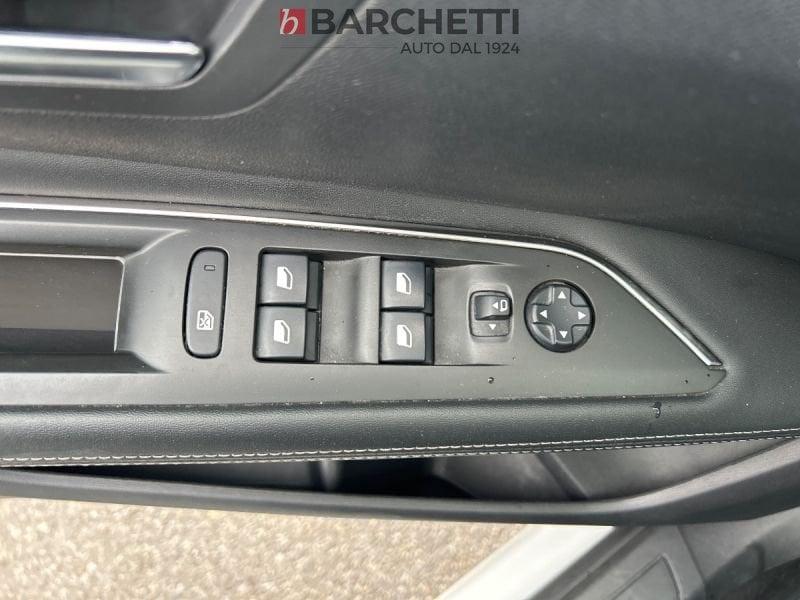 Peugeot 3008 2ª SERIE PURETECH TURBO 130 S&S ALLURE