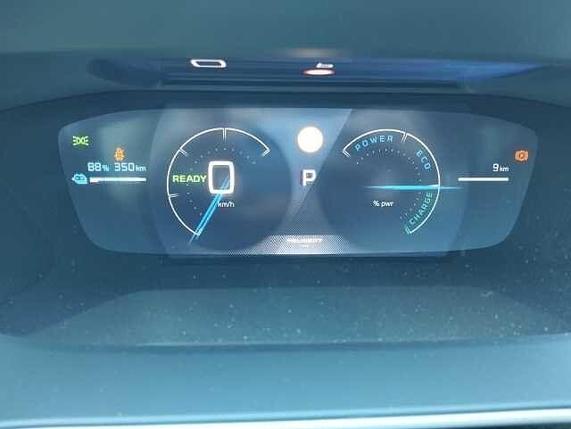 Peugeot 208 Hybrid 136 e-DCS6 GT