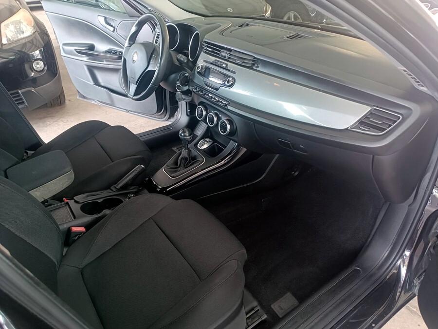Alfa Romeo Giulietta 1.6 JTDm-2 105 CV Distinctive