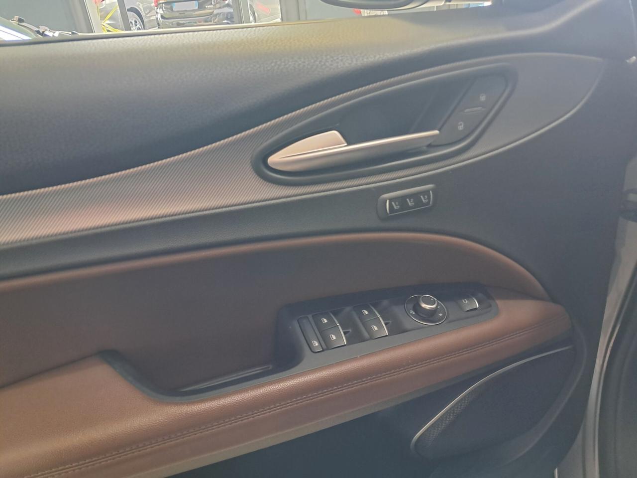 Alfa Romeo Stelvio 2.2 Td 210 cv AT8 Q4 Veloce