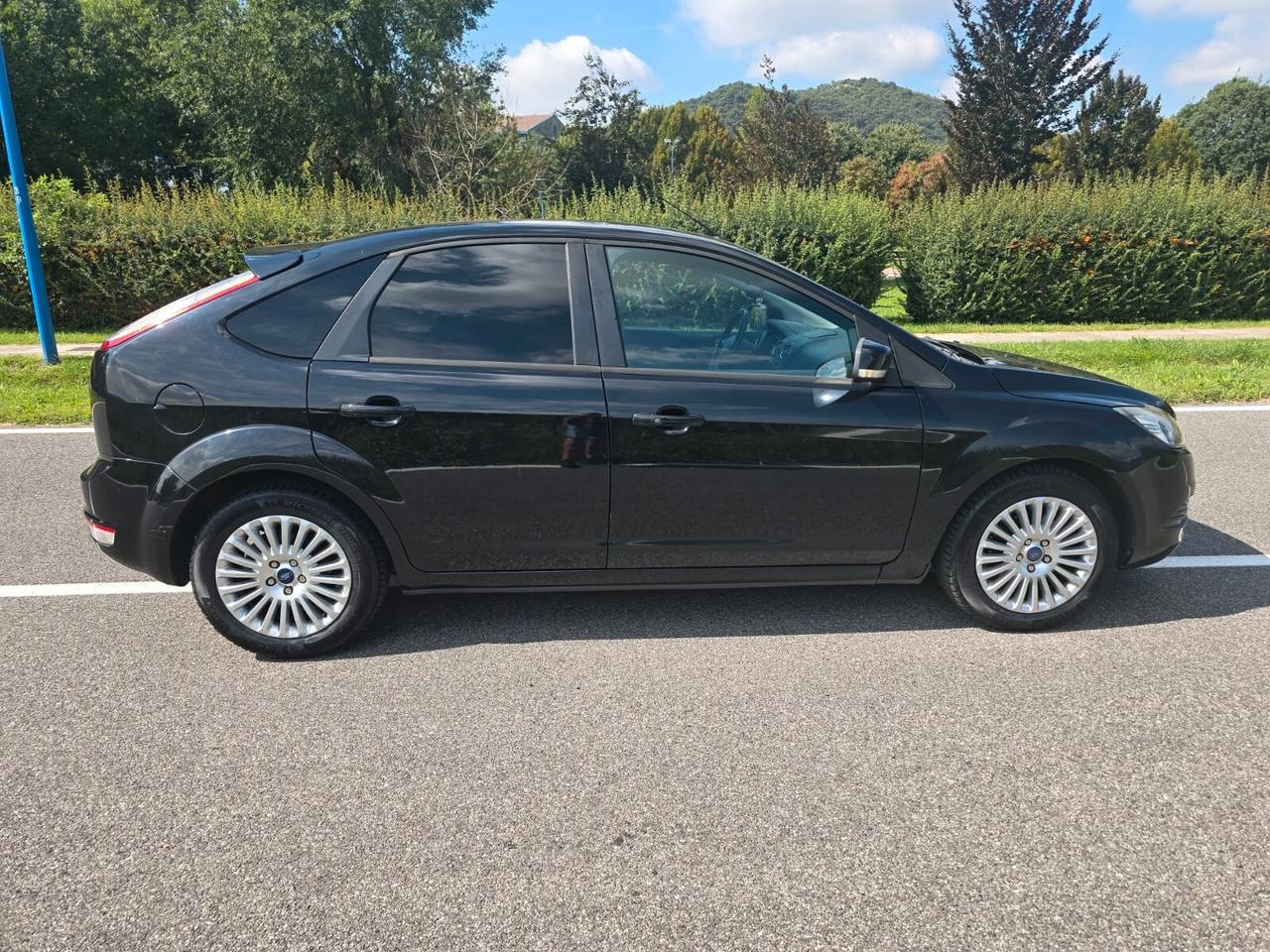 FORD FOCUS 1,6 TDCI 5 PORTE- TITANIUM-OK NEOPATENTATI-