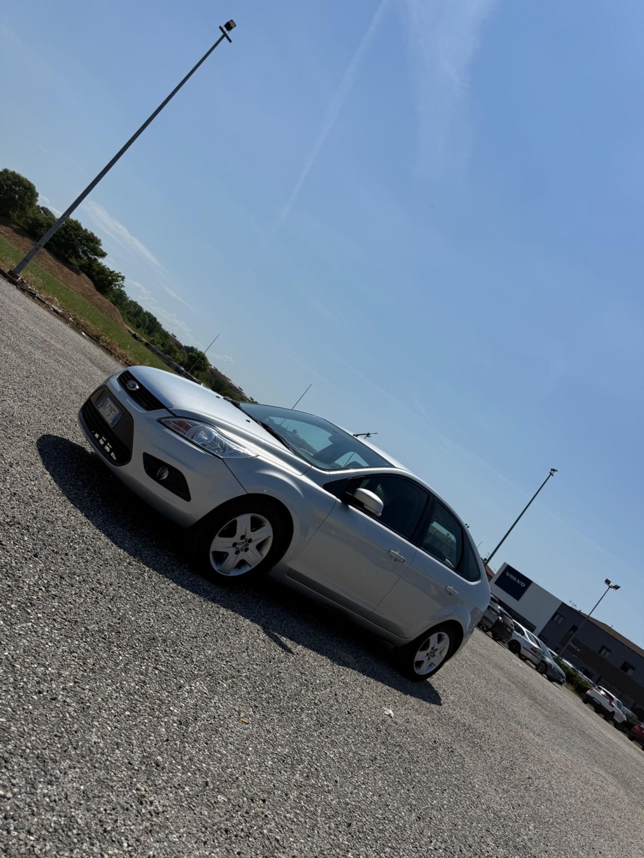 Ford Focus 1.6 (100CV) 5p. Titanium