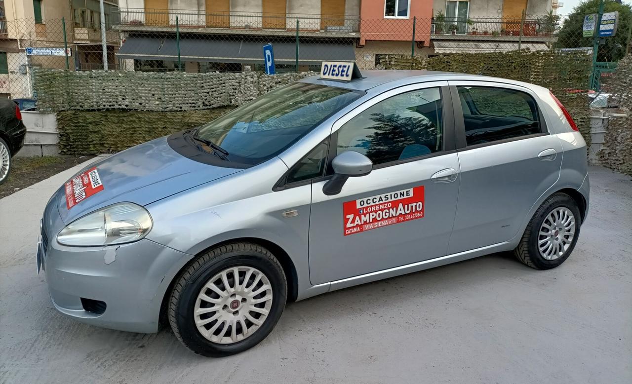 Fiat Grande Punto 1.3 MJT 75CV X NEOPATENTATO ZAMPOGNAUTO CT