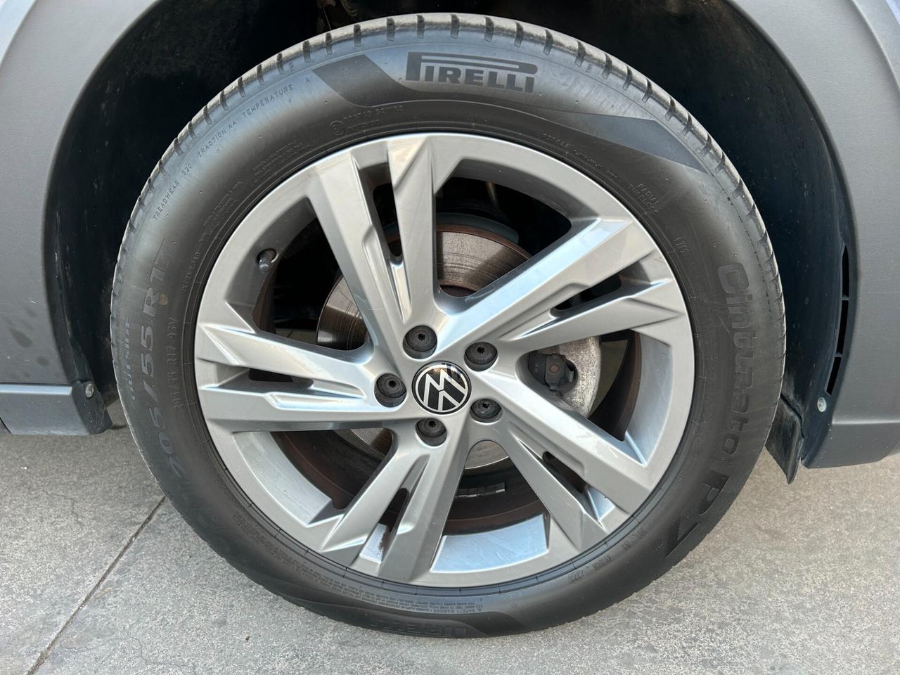 Volkswagen Taigo 1.5 TSI 150 CV DSG R-Line