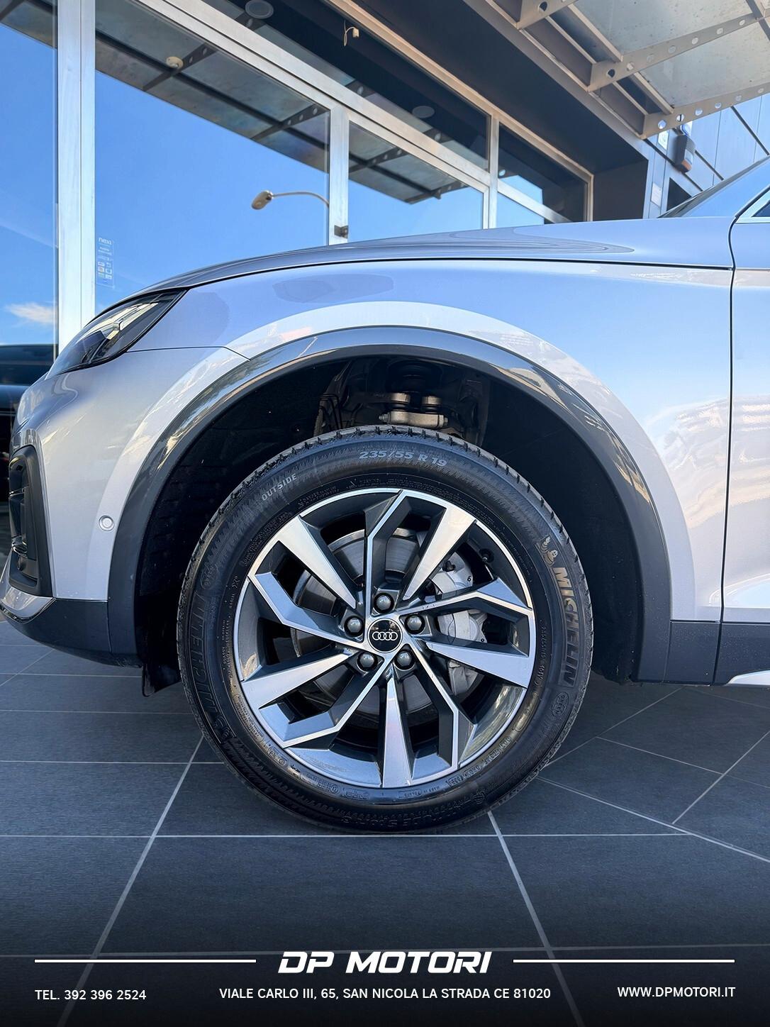 Audi Q5 SPB 40 TDI quattro S tronic Identity Black