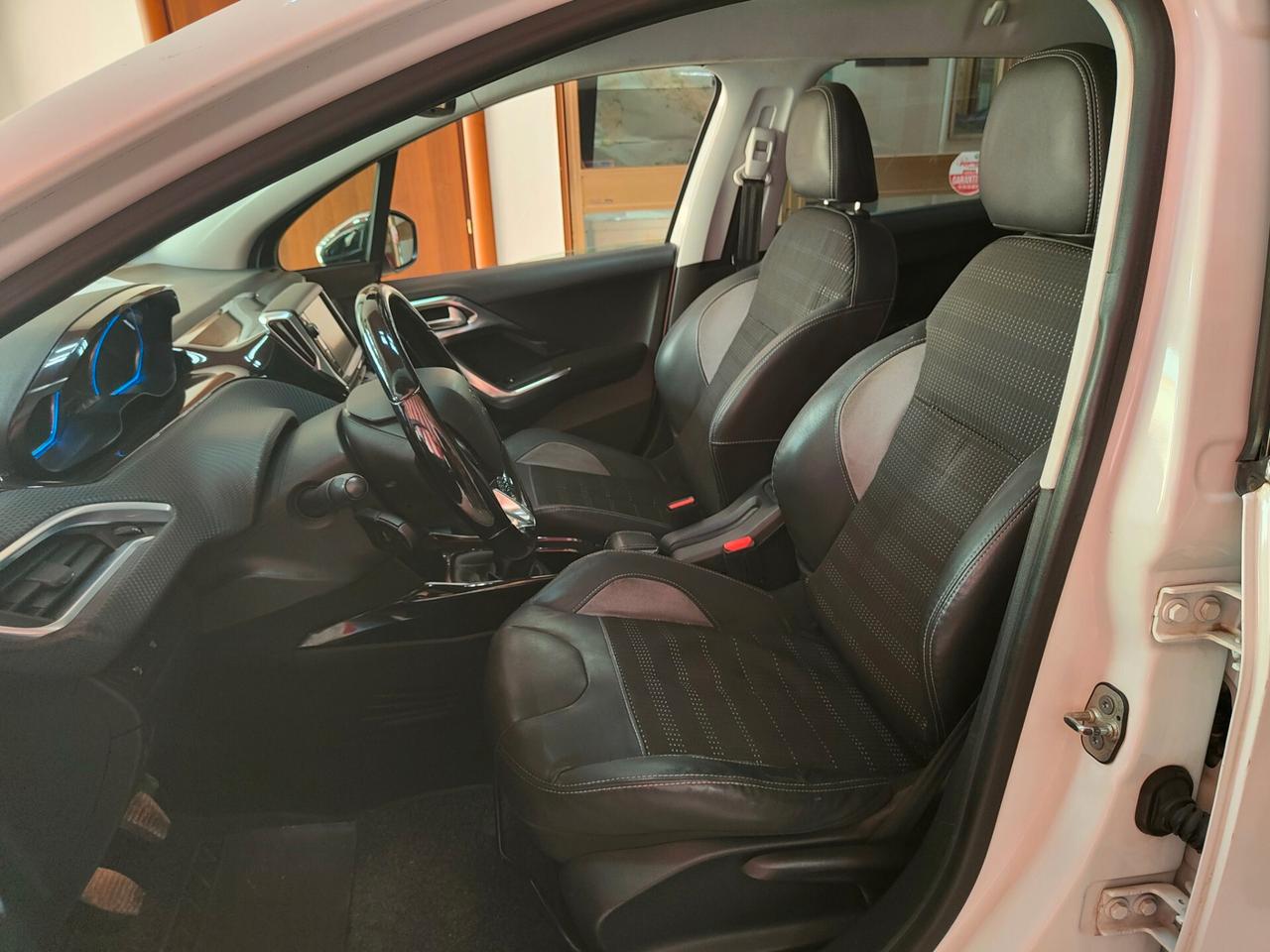 Peugeot 2008 BlueHDi 100 S&S Active