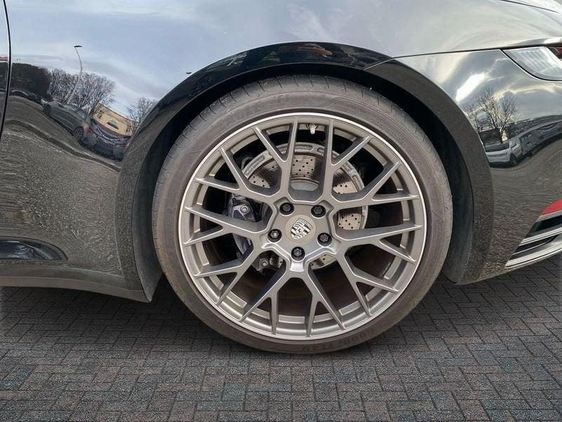 Porsche 911 Cabrio 3.0 Carrera auto