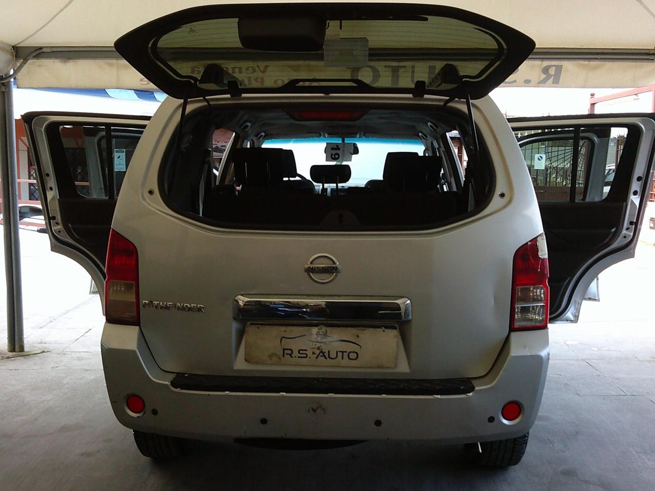 Nissan Pathfinder 2.5 dCi automatica 7 posti full 07