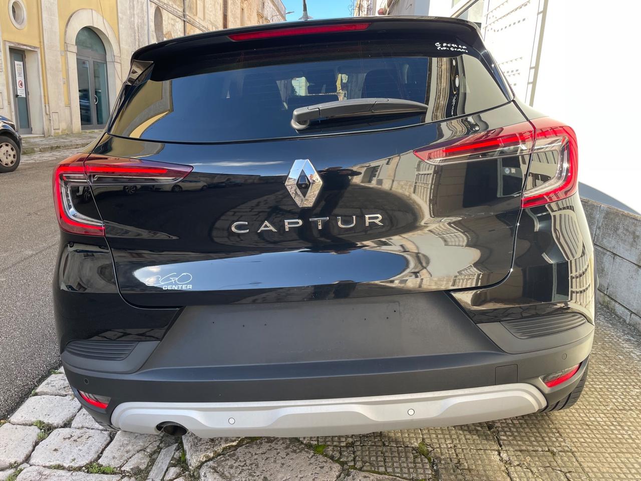 Renault Captur Blue dCi 115 CV EDC Initiale Paris