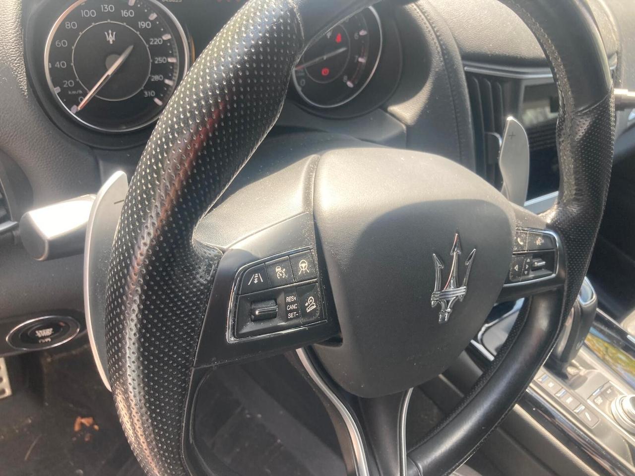 Maserati Levante HYBRID 330 CV AWD GT