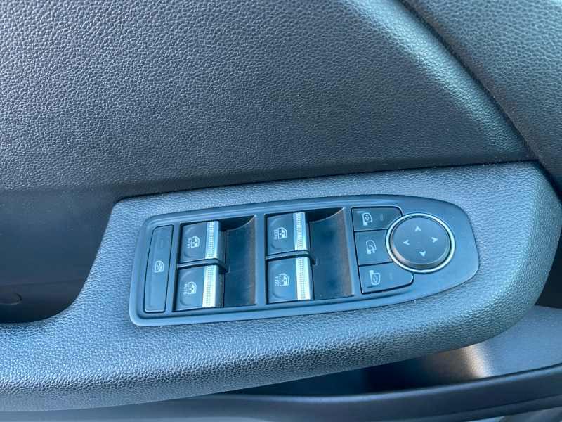 RENAULT Clio 1.6 E-Tech hybrid Zen 140cv AuTo