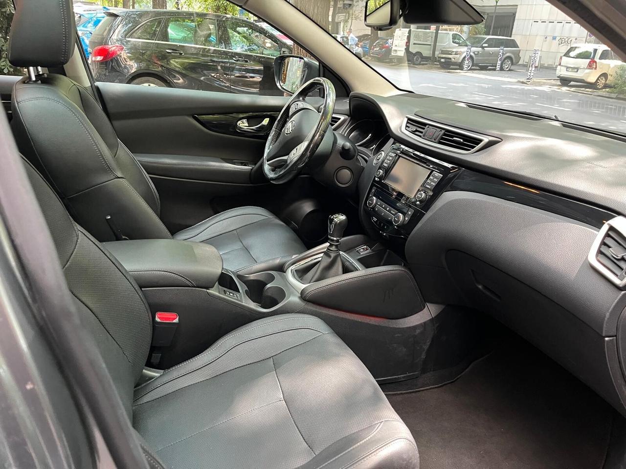 Nissan Qashqai 1.5 dCi N-Connecta