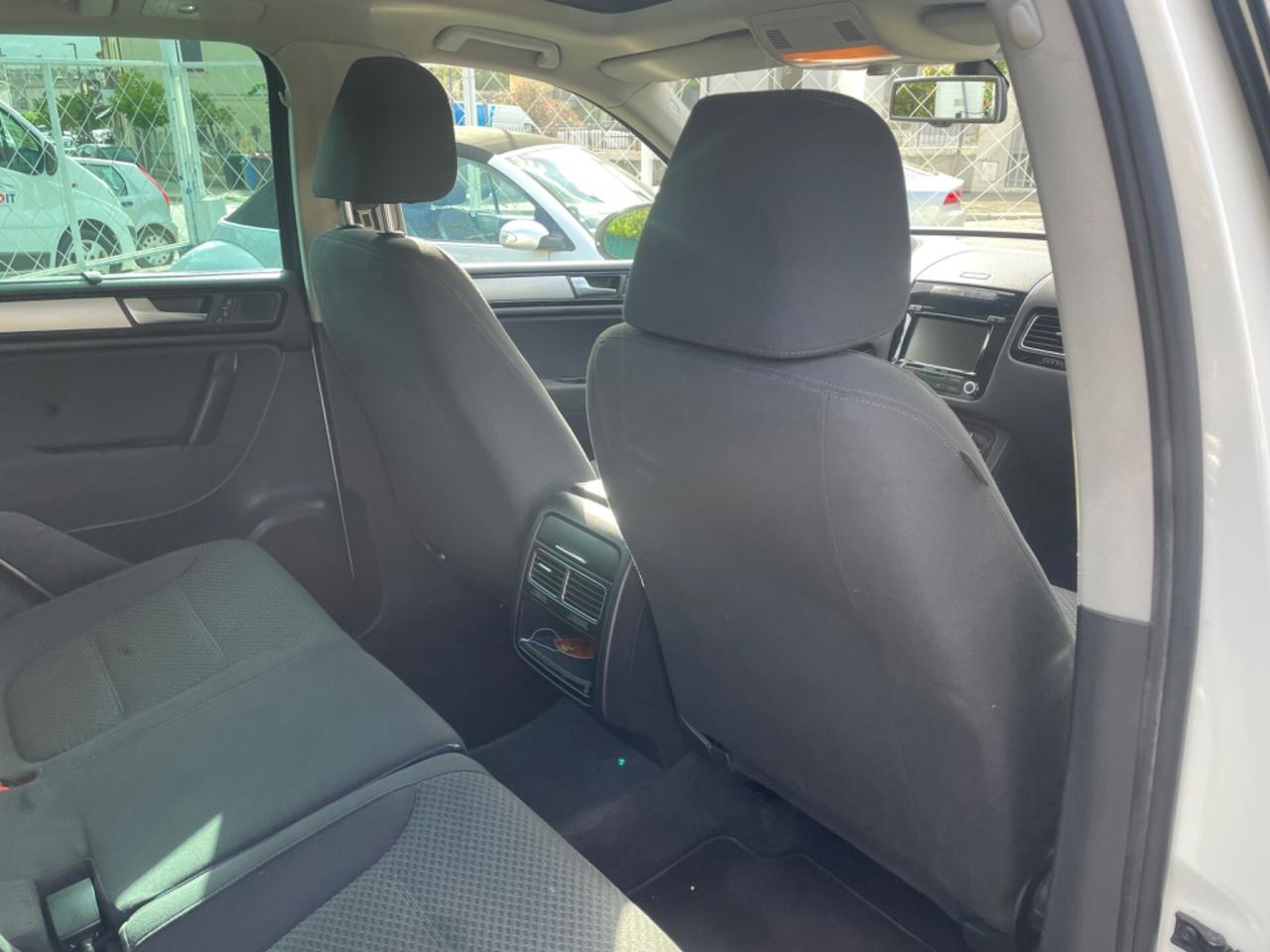 Volkswagen Touareg 3.0 TDi