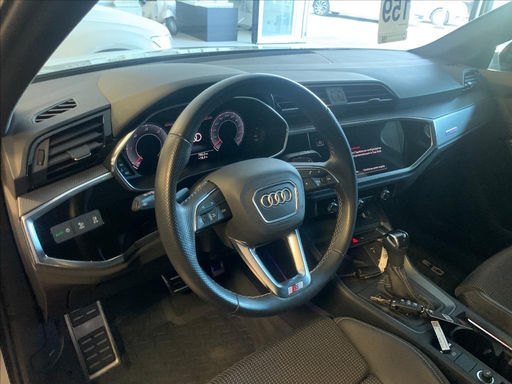 AUDI Q3 35 TDI S tronic S line edition del 2021