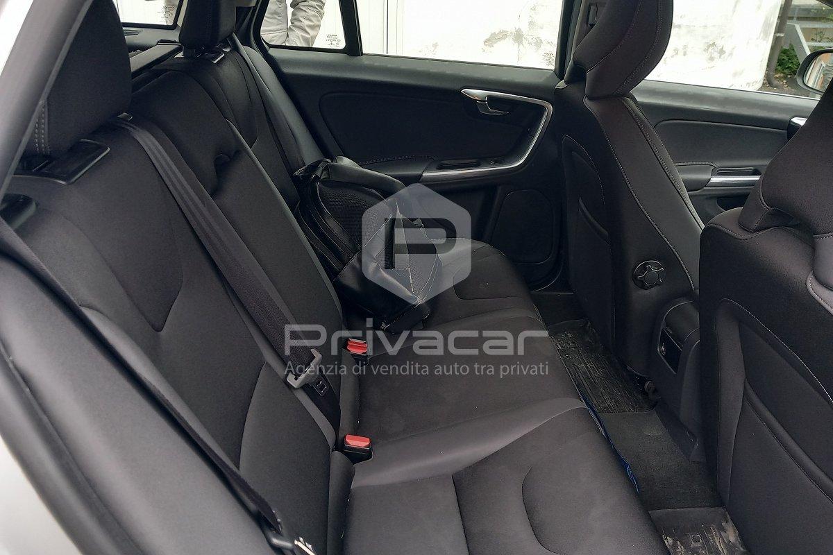 VOLVO V60 D4 Geartronic Business