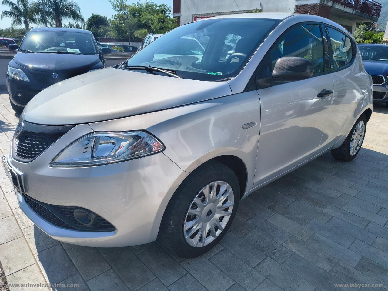 LANCIA Ypsilon 1.2 69 CV 5p. S&S Elefantino Blu