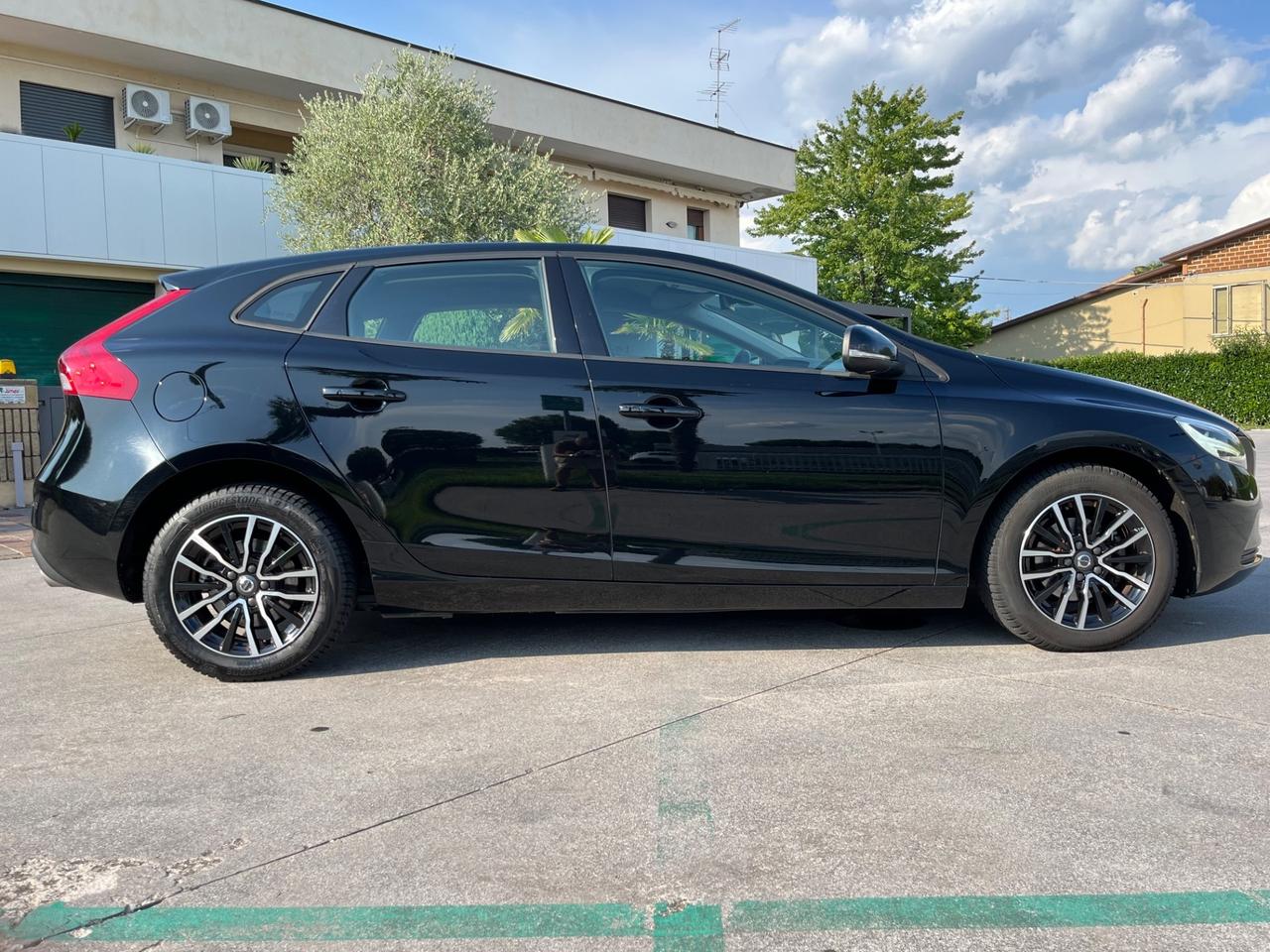 Volvo V40 D2 Business Plus ok PER Neopatentato...