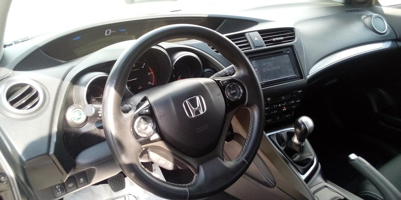 Honda Civic Tourer 1.6 i-DTEC Elegance Navi