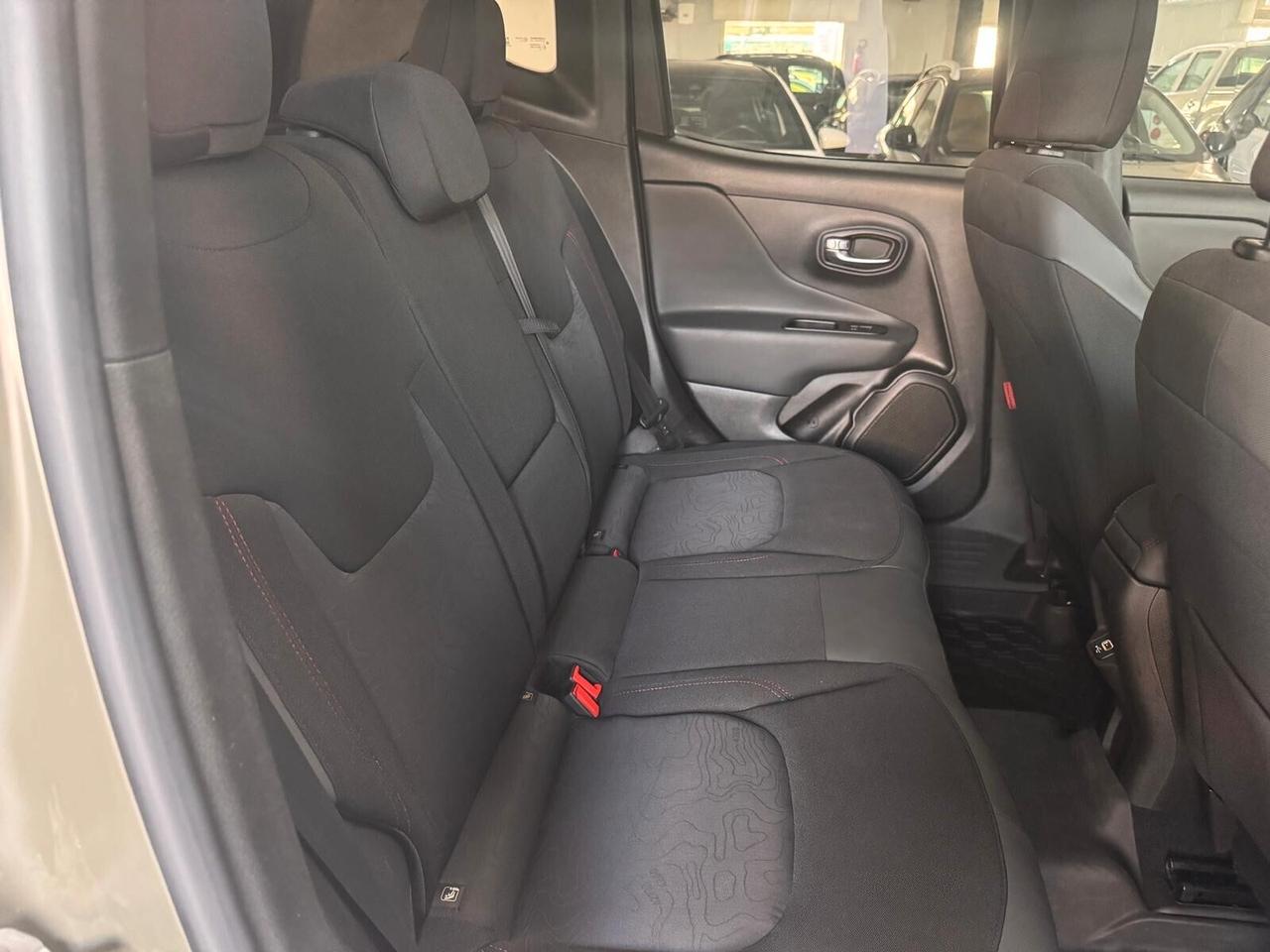 Jeep Renegade 2.0 Mjt 170CV 4WD Active Drive Low Trailhawk