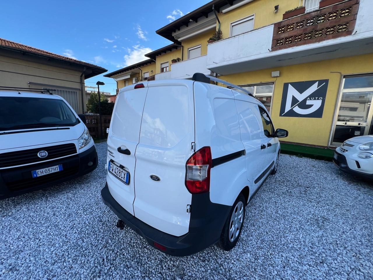 Ford 1.5 D 10500 PIU IVA