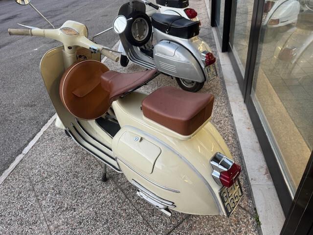 Piaggio Vespa 150 GL Targa Originale