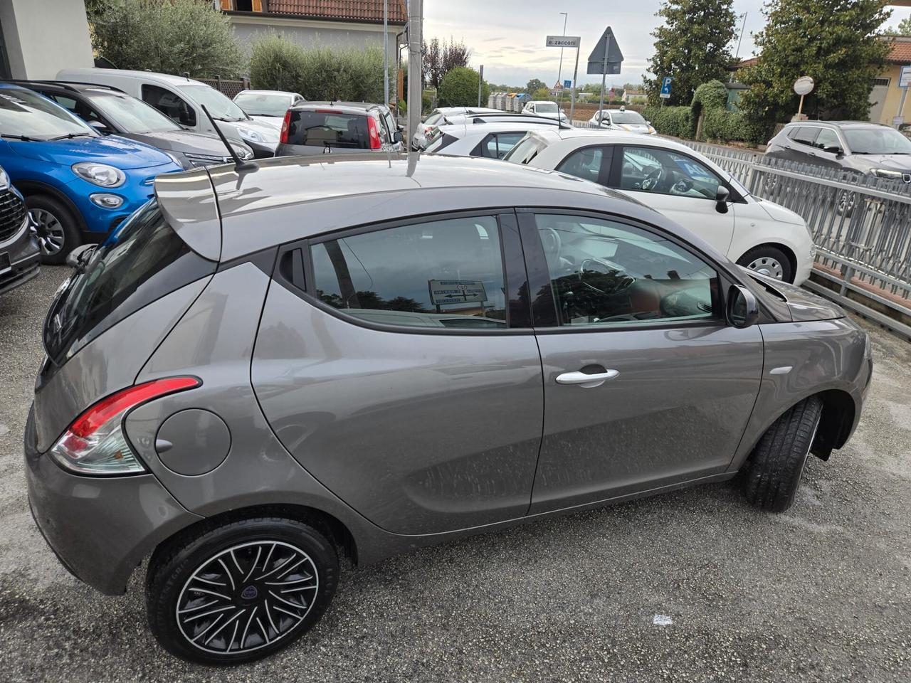 LANCIA YPSILON GOLD 1.0 70 cv HYBRID -PROMO SETTEMBRE GA FIN&SAFE-