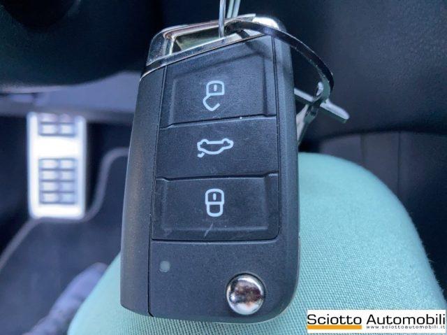 VOLKSWAGEN Tiguan 2.0 TDI 150 CV DSG R-Line