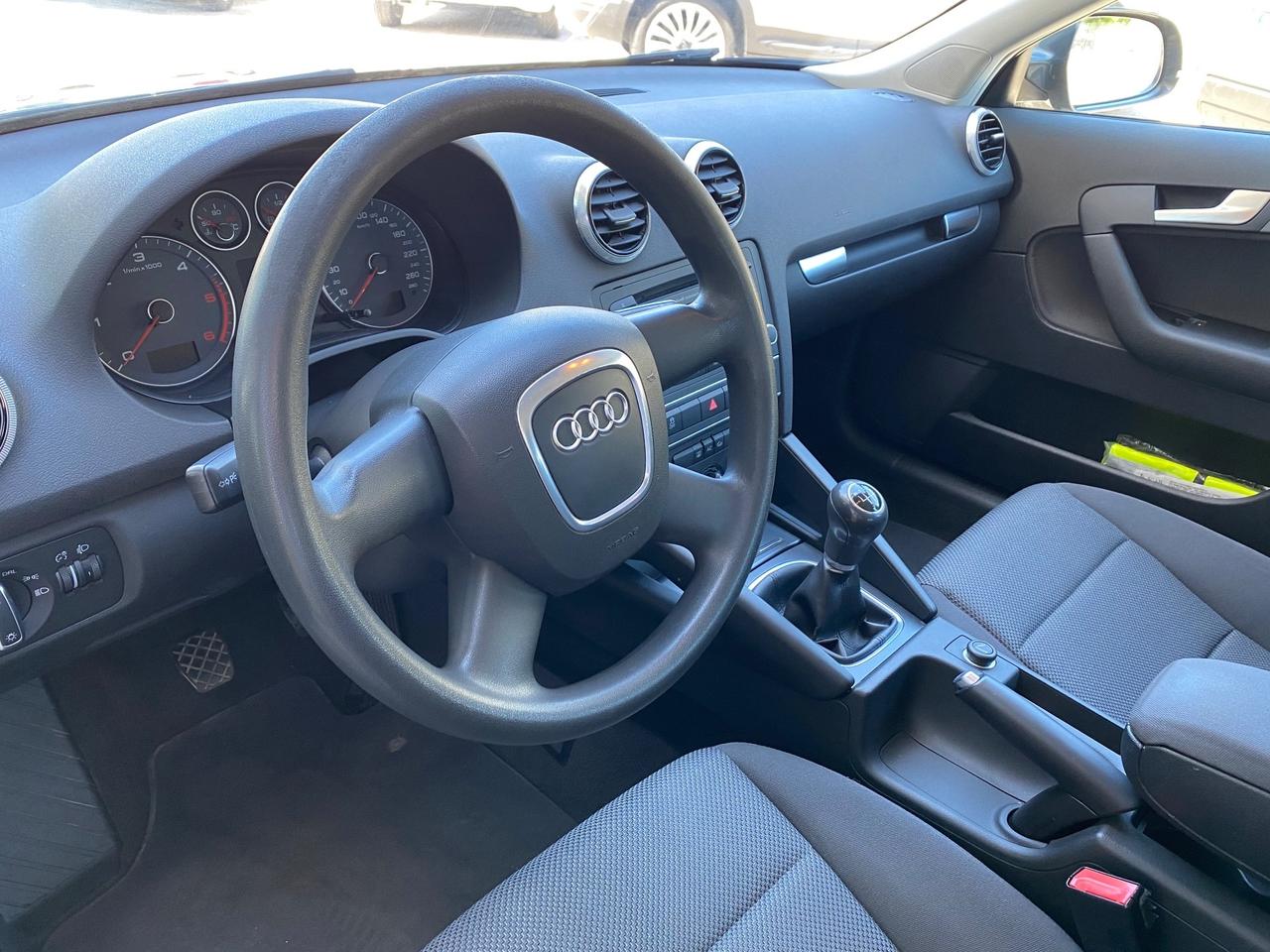 Audi A3 1.6 TDI 90cv - 2011